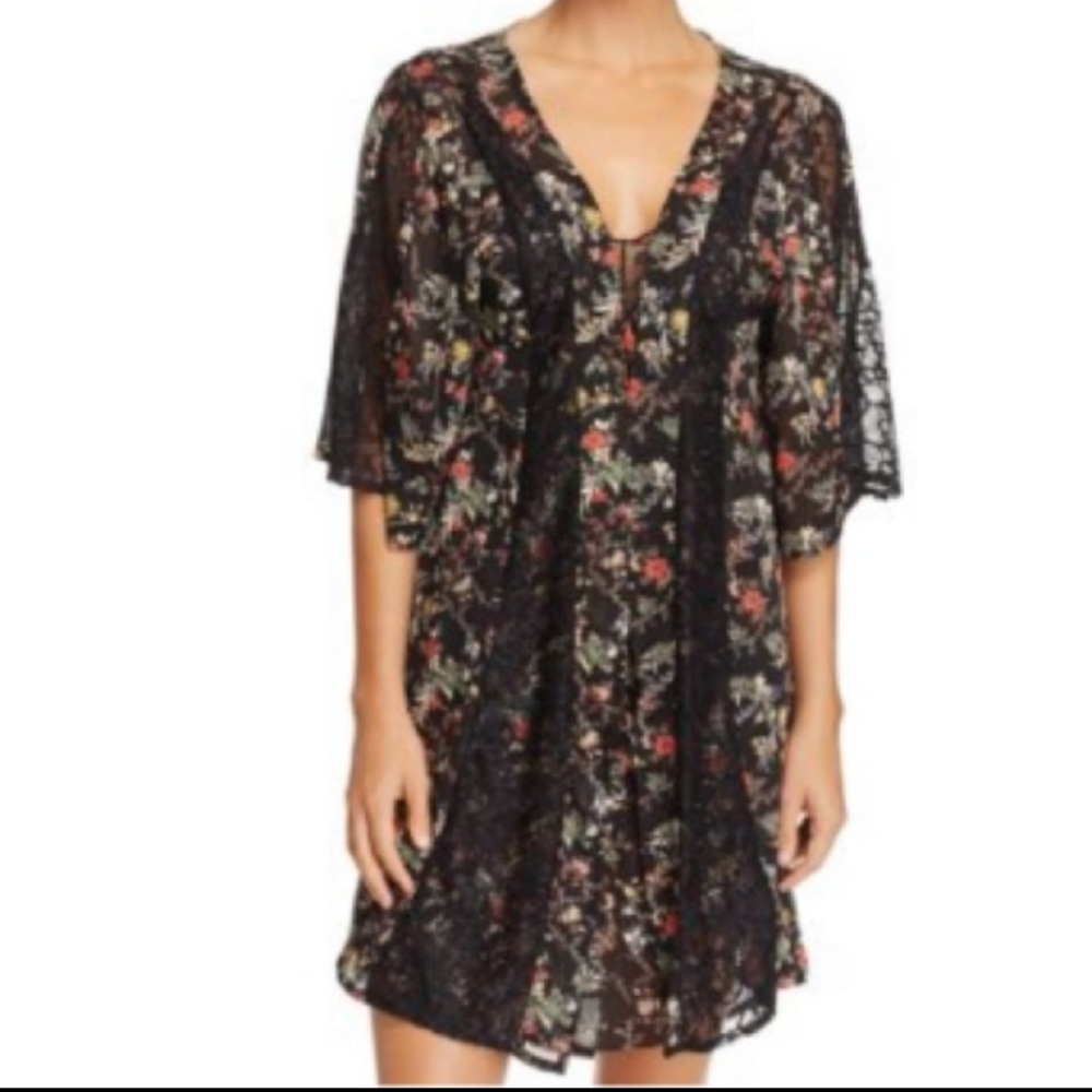 NWT Sam Edelman Black Floral Chiffon Robe